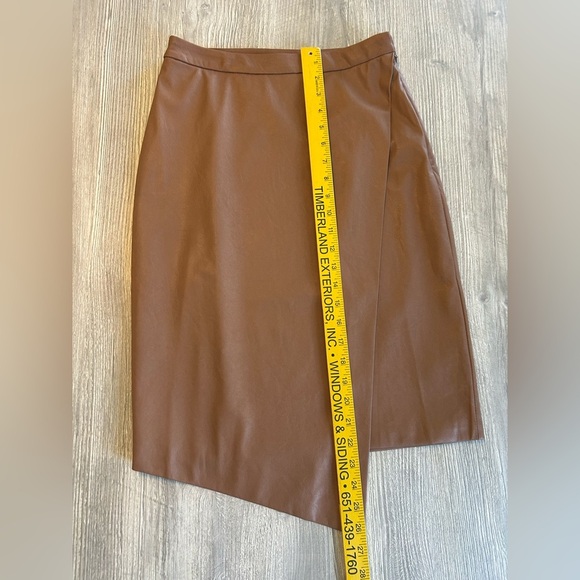n: Philanthropy Brown Faux Wrap Vegan Leather Shirt Side Zip Midi Skirt Sz Small - Picture 12 of 12